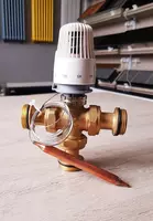 3-ходовой зонный клапан с функцией разделения смешения потока (Ø 25)