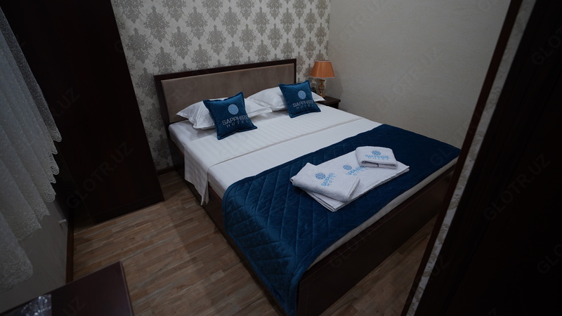 STANDART KING-SIZE BED ROOM (СТАНДАРТНЫЙ НОМЕР С КРОВАТЬЮ KING-SIZE)