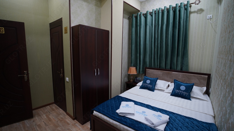 STANDART KING-SIZE BED ROOM (СТАНДАРТНЫЙ НОМЕР С КРОВАТЬЮ KING-SIZE)