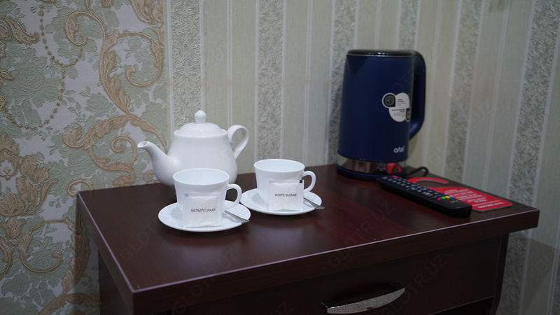STANDART KING-SIZE BED ROOM (СТАНДАРТНЫЙ НОМЕР С КРОВАТЬЮ KING-SIZE)