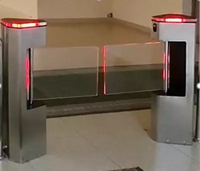 Akril eshikli ochiladigan turniket – keng o‘tish va xavfsiz nazorat uchun zamonaviy yechim Akril eshikli ochiladigan turniket – keng o‘tish va xavfsiz nazorat uchun zamonaviy yechim