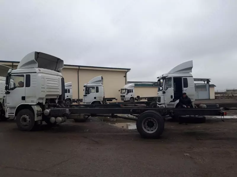 Шасси SHACMAN L3000 10 тонн