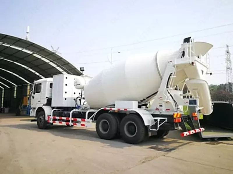 Газовый Бетономешалка SHACMAN F3000 10 куб.м - 786 208 290 сум