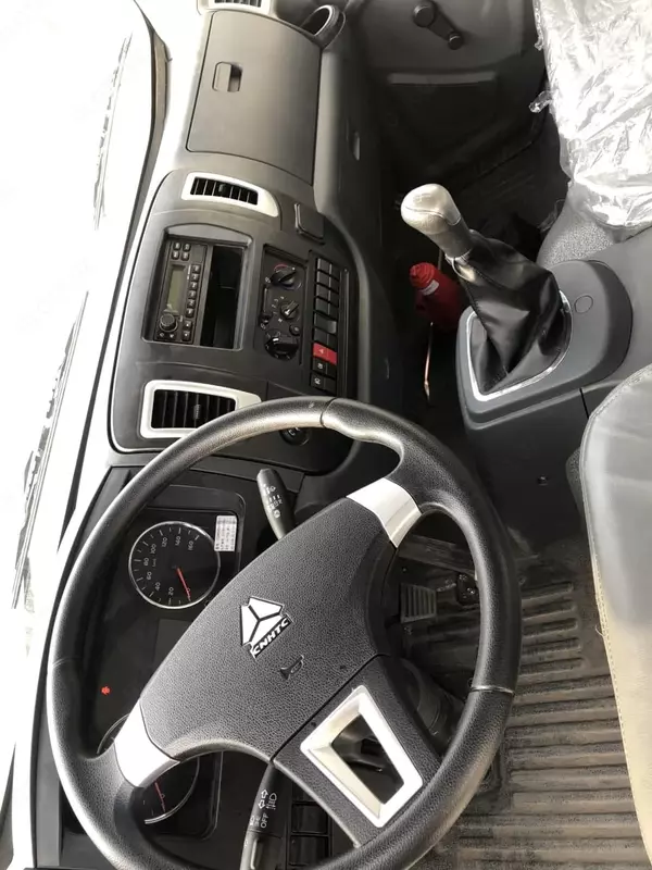 367 297 308 so'm Howo suv ombori (10 tonna)