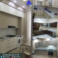 Кухонный гарнитур белого цвета - по запросу