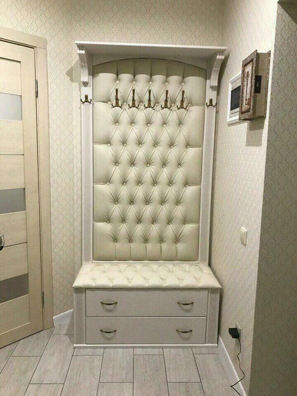 Деревянная подставка для обуви белого цвета 2