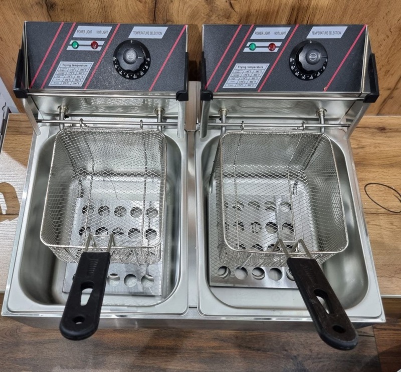 Электрическая фритюрница две секции