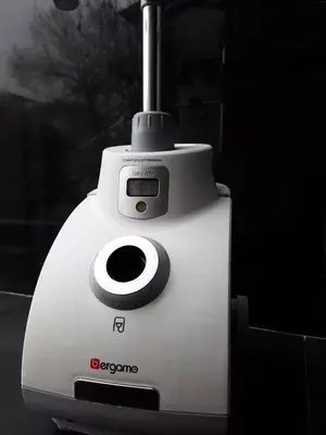 Отпариватель Bergamo BG-GS1507C