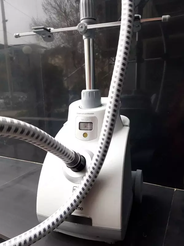 Отпариватель Bergamo BG-GS1507C