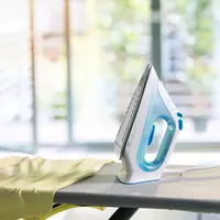 744 600 сум Утюг Braun SI 3053 BL