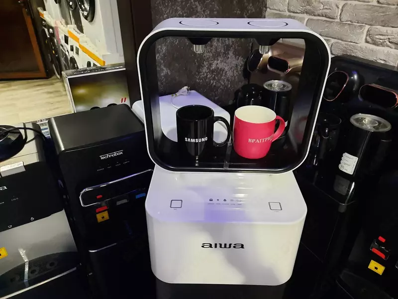 Кулер для воды AIWA HI-TECH-B&W