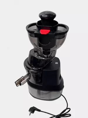 Шнековая соковыжималка комерсионин для кафе и ресторанов Uakeen germany