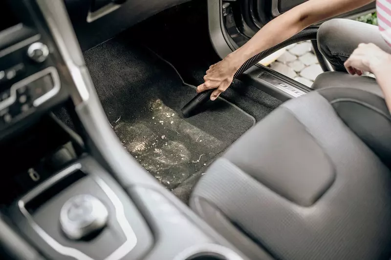 Хозяйственный пылесос Karcher KWD 1 W V-12/2/18