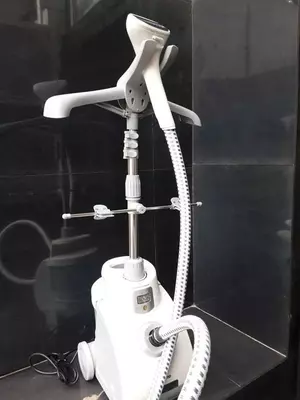 1 495 403.8 сум / шт. Отпариватель Bergamo bg-gs1507c