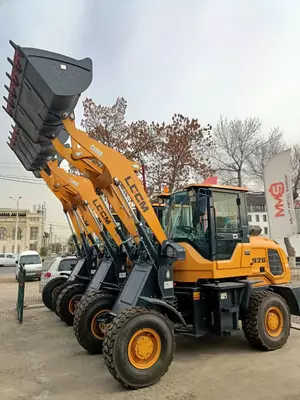 Колесный погрузчик 1КУБ