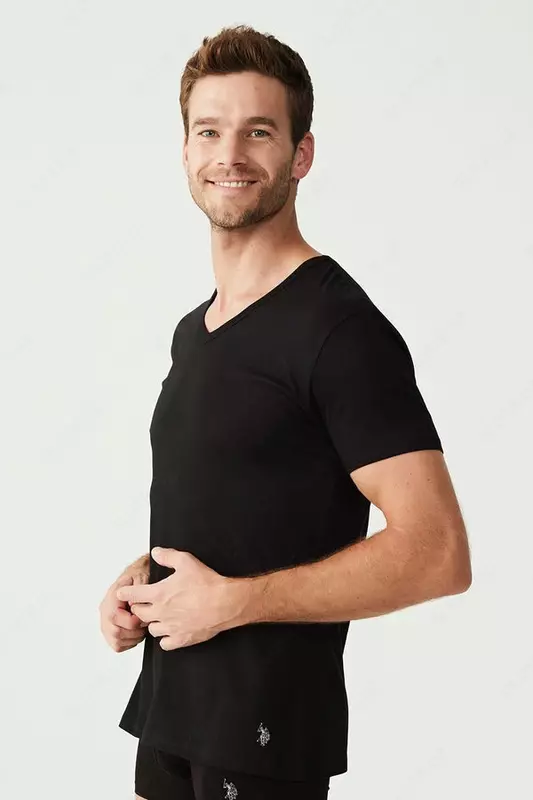   AQSh futbolkasi POLO ASSN