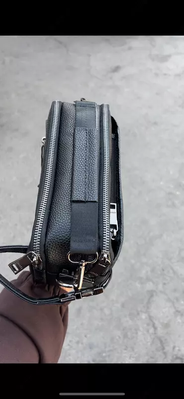 375 000 сум Мужская кожаная барсетка Hermes в чёрном цвете