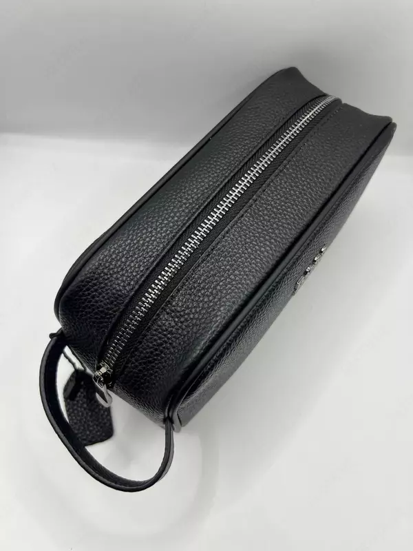 Чёрная барсетка из эко-кожи