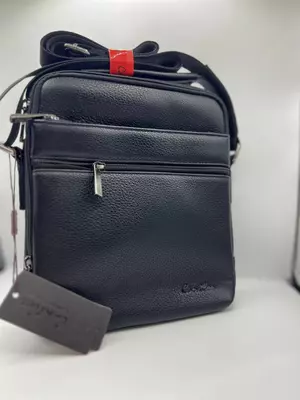 Чёрная сумка через плечо Cantlor из эко-кожи