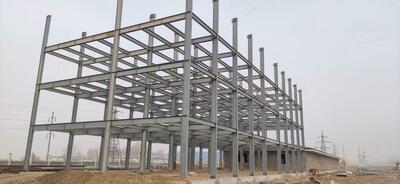 Ishlab chiqarish zavodidan metall konstruktsiyalarning tayyor konstruktsiyasini ishlab chiqarish va o