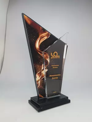 Buyurtma berish uchun biznes hamkorlar uchun korporativ sovg'alar.