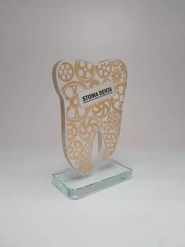 Корпоративные подарки партнерам по бизнесу по запросу - награды сувениры подарки кубки призы медали статуэтки