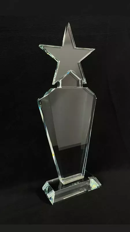 награды из стекла