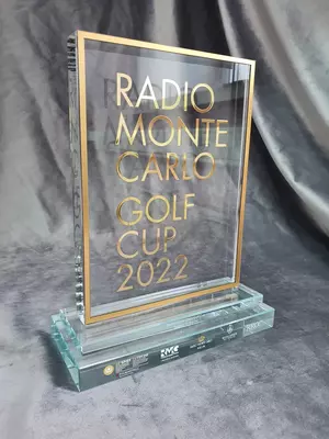 награды из стекла