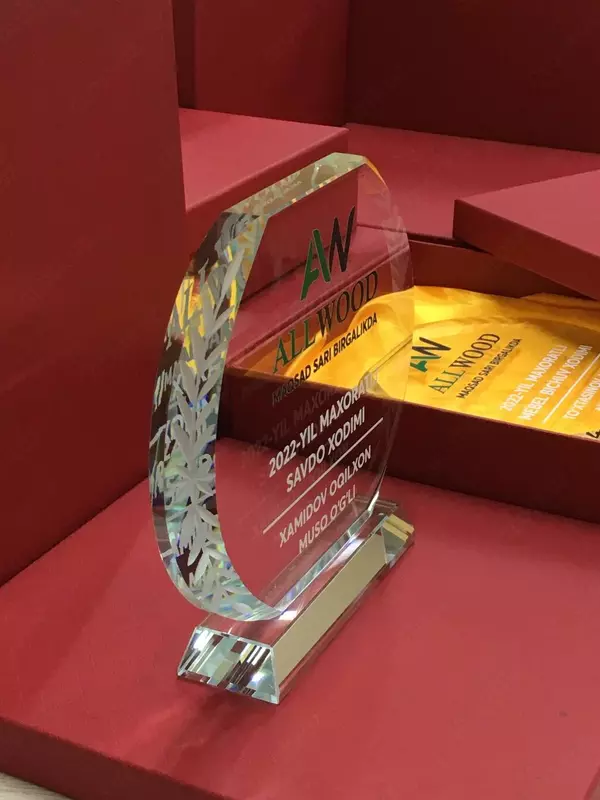 стеклянные награды и сувениры награды сувениры подарки кубки призы медали статуэтки