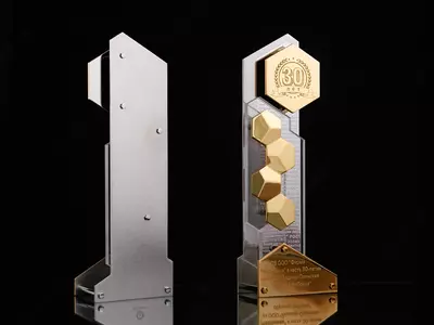 Цена по запросу Элитная награда vip сувенир премиум класса