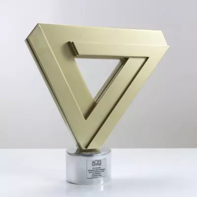 награды статуэтки кубки из металла - Цена по запросу