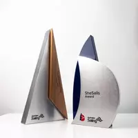 mukofotlar haykalchalar metalldan yasalgan qadahlar - Tematik suvenirlar