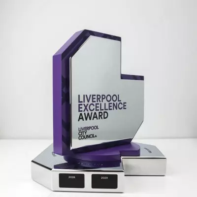 металлические кубки медали статуэтки - награды сувениры подарки кубки призы медали статуэтки