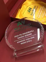 по запросу kristallar buyurtma bo'yicha esdalik sovg'alari bilan taqdirlaydi