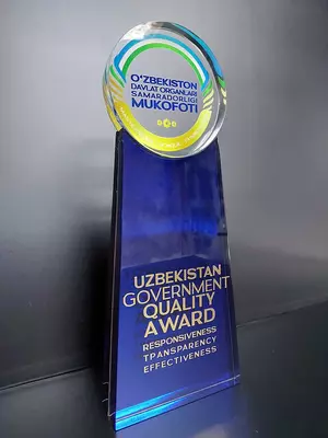 новогодние корпоративные подарки награды сувениры под заказ