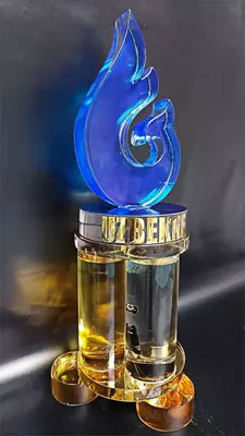 Цена по запросу новогодние корпоративные подарки награды сувениры под заказ