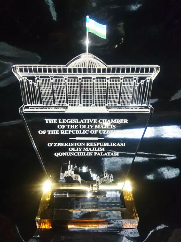 сувенир статуэтка награда подарок на заказ - Прочие продукты питания