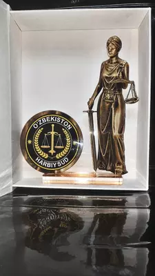 необычный подарок награда сувенир на заказ награды сувениры подарки кубки призы медали статуэтки