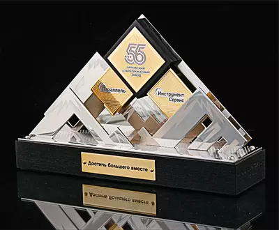 бизнес подарки награды статуэтки сувениры Только в розницу