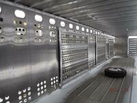 Полуприцеп скотовоз merritt trailers - ООО Торговый Дом "Перфоратор"