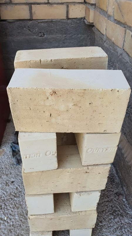 Yonib ketgan qurilish g'ishtlari (bir yarim) 9x12x25