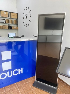 Вертикальный сенсорный инфокиоск 55" Protouch - 15 500 000 сум / шт.