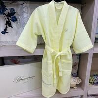 Blumarin ayollar vafli xalati (sariq) - 280 000 so'm