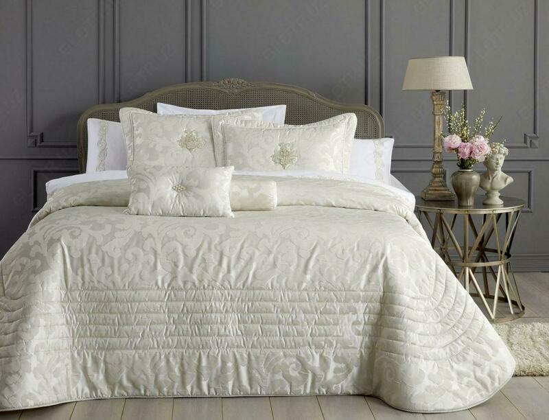 Набор постельного белья CAROLYN - 2 500 000 сум