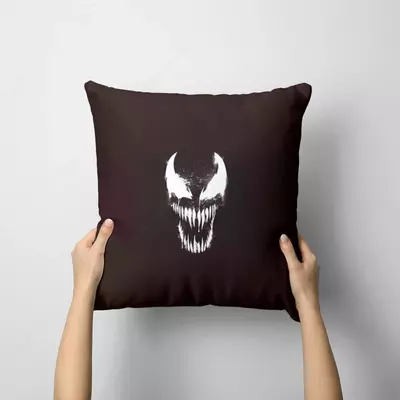 Подушки с принтом Venom для дома