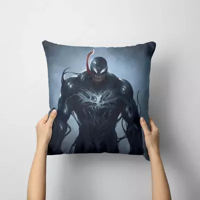 Подушки с принтом Venom для дома