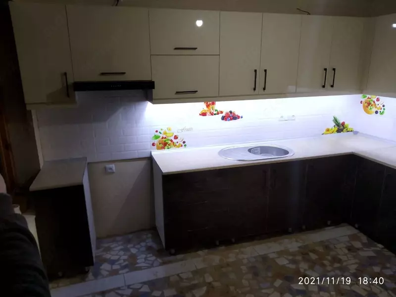 Buyurtma berish uchun shkaf art16