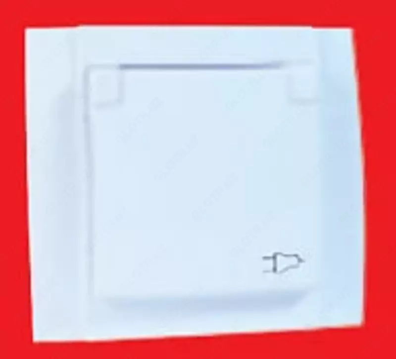 Одноместная электророзетка с крышкой (без заземления) "Dusel" Rich