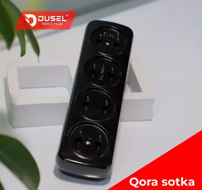 Uzatma kabeli uchun rozetka bloki (4 rozetka) "Dusel" DU-63, yerga ulanmagan (Qora)