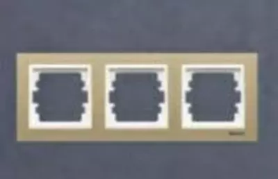 Рамка под розетку